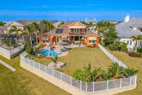 Villa ou maison à vendre à Apollo Beach, Floride: 5 chambres, 351.08 m2 № 1530110 - photo 3