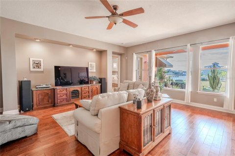 Villa ou maison à vendre à Apollo Beach, Floride: 5 chambres, 351.08 m2 № 1530110 - photo 13