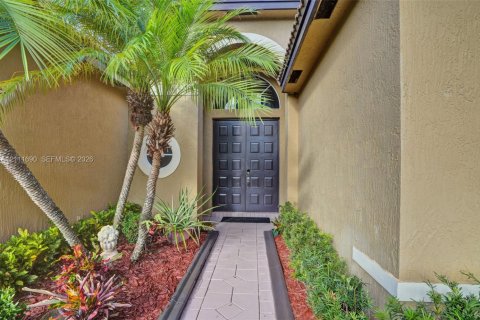 Casa en venta en Pembroke Pines, Florida, 3 dormitorios, 201.32 m2 № 2428500 - foto 5
