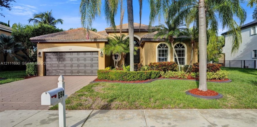 Casa en Pembroke Pines, Florida 3 dormitorios, 201.32 m2 № 2428500