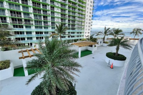 Снять в аренду кондоминиум в Майами, Флорида 39.2м2, № 2000730 - фото 11