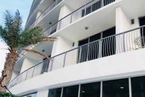 Снять в аренду кондоминиум в Майами, Флорида 39.2м2, № 2000730 - фото 4