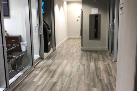 Снять в аренду кондоминиум в Майами, Флорида 39.2м2, № 2000730 - фото 22