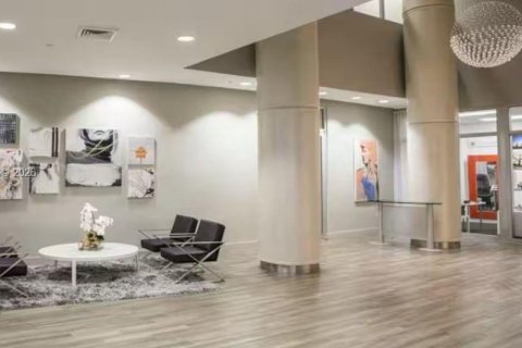 Снять в аренду кондоминиум в Майами, Флорида 39.2м2, № 2000730 - фото 8