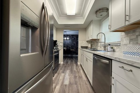 Купить виллу или дом в Сарасота, Флорида 6 комнат, 123.37м2, № 1902018 - фото 7