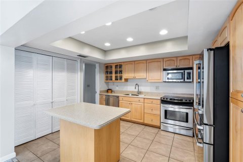 Villa ou maison à louer à Tampa, Floride: 2 chambres, 125.23 m2 № 1844367 - photo 13