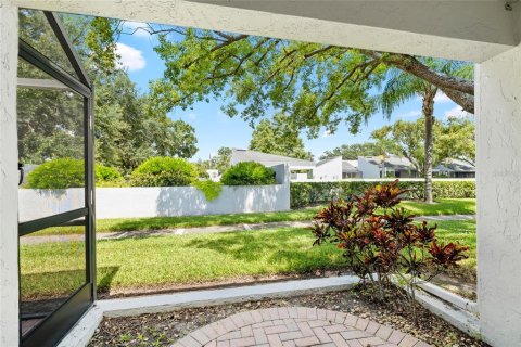 Villa ou maison à louer à Tampa, Floride: 2 chambres, 125.23 m2 № 1844367 - photo 30