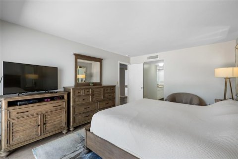 Villa ou maison à louer à Tampa, Floride: 2 chambres, 125.23 m2 № 1844367 - photo 18