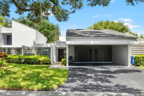 Villa ou maison à louer à Tampa, Floride: 2 chambres, 125.23 m2 № 1844367 - photo 2