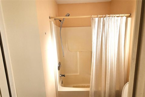 House in Venice, Florida 2 bedrooms, 93.27 sq.m. № 1821055 - photo 20