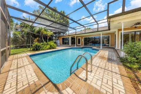Villa ou maison à vendre à Saint Petersburg, Floride: 4 chambres, 208.38 m2 № 2433648 - photo 3