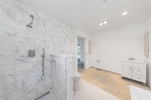 Villa ou maison à vendre à Saint Petersburg, Floride: 4 chambres, 208.38 m2 № 2433648 - photo 15