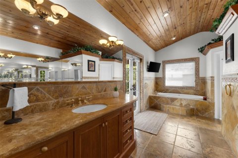 Купить виллу или дом в Корал-Гейблс, Флорида 3 спальни, 234.67м2, № 1970646 - фото 12