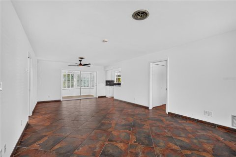 Casa en venta en Venice, Florida, 2 dormitorios, 114.73 m2 № 2386592 - foto 11