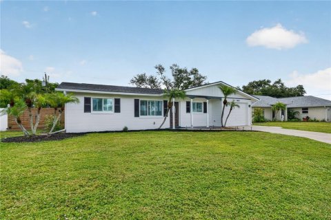 Casa en venta en Venice, Florida, 2 dormitorios, 114.73 m2 № 2386592 - foto 2