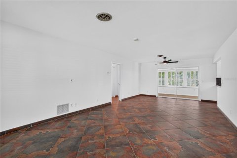 Casa en venta en Venice, Florida, 2 dormitorios, 114.73 m2 № 2386592 - foto 12