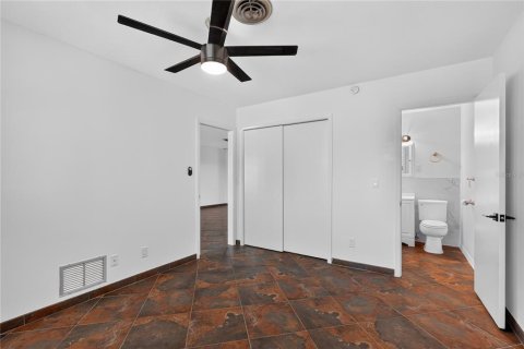 Casa en venta en Venice, Florida, 2 dormitorios, 114.73 m2 № 2386592 - foto 23