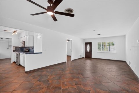 Casa en venta en Venice, Florida, 2 dormitorios, 114.73 m2 № 2386592 - foto 15