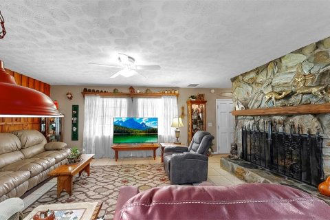 House in Wesley Chapel, Florida 4 bedrooms, 206.8 sq.m. № 1803355 - photo 19