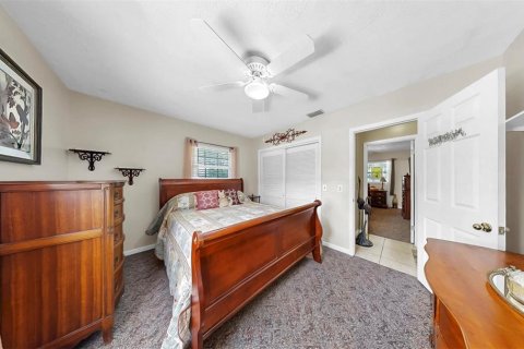 House in Wesley Chapel, Florida 4 bedrooms, 206.8 sq.m. № 1803355 - photo 30