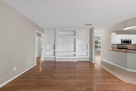 Villa ou maison à vendre à Brandon, Floride: 3 chambres, 149.11 m2 № 2425487 - photo 18