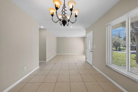 Villa ou maison à vendre à Brandon, Floride: 3 chambres, 149.11 m2 № 2425487 - photo 6
