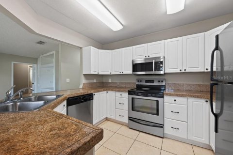Villa ou maison à vendre à Brandon, Floride: 3 chambres, 149.11 m2 № 2425487 - photo 25