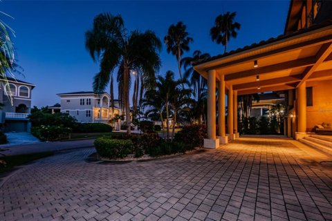 Casa en venta en Tierra Verde, Florida, 5 dormitorios, 573.58 m2 № 1509088 - foto 10