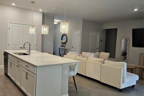 House in Palm Coast, Florida 4 bedrooms, 214.23 sq.m. № 2388132 - photo 9