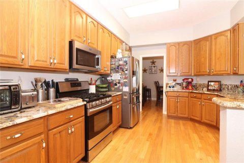 House in Leesburg, Florida 3 bedrooms, 185.34 sq.m. № 1828023 - photo 9