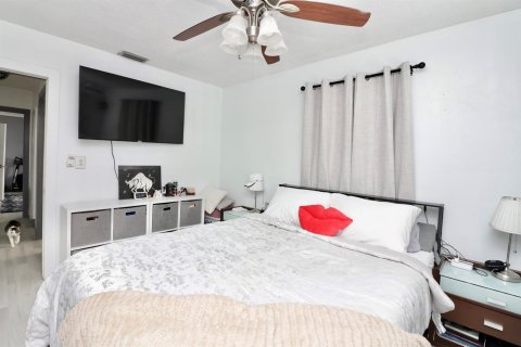 Casa en venta en Tamarac, Florida, 2 dormitorios, 111.85 m2 № 2180795 - foto 21
