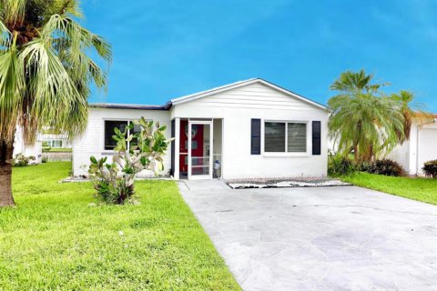 Casa en venta en Tamarac, Florida, 2 dormitorios, 111.85 m2 № 2180795 - foto 5