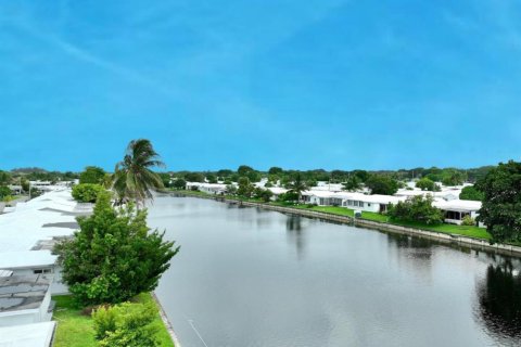 Casa en venta en Tamarac, Florida, 2 dormitorios, 111.85 m2 № 2180795 - foto 12