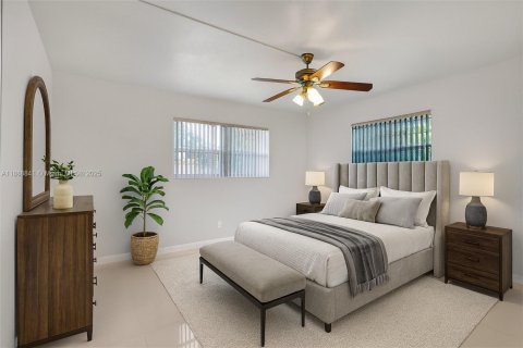 Снять в аренду виллу или дом в Холливуд, Флорида 4 спальни, 171.4м2, № 1955267 - фото 25