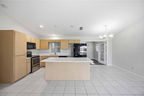 Villa ou maison à louer à North Port, Floride: 3 chambres, 131.27 m2 № 2105333 - photo 7