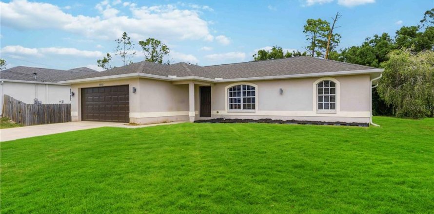 Villa ou maison à North Port, Floride 3 chambres, 131.27 m2 № 2105333