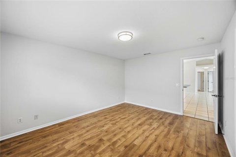 Villa ou maison à louer à North Port, Floride: 3 chambres, 131.27 m2 № 2105333 - photo 16