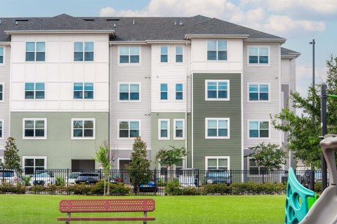 Apartamento en alquiler en Orlando, Florida, 2 dormitorios, 104.89 m2 № 1870685 - foto 1