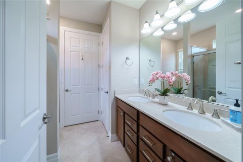 House in Land O' Lakes, Florida 3 bedrooms, 184.32 sq.m. № 1894514 - photo 7