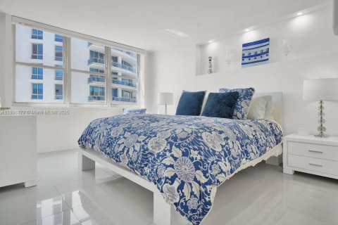 Condominio en venta en Miami Beach, Florida, 3 dormitorios, 149.11 m2 № 1983412 - foto 11