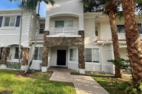 Adosado en Miramar, Florida 3 dormitorios, 121.33 m2 № 2060939