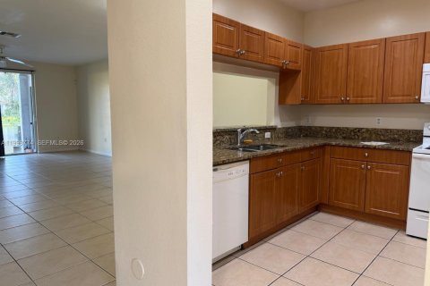 Adosado en alquiler en Miramar, Florida, 3 dormitorios, 121.33 m2 № 2060939 - foto 7