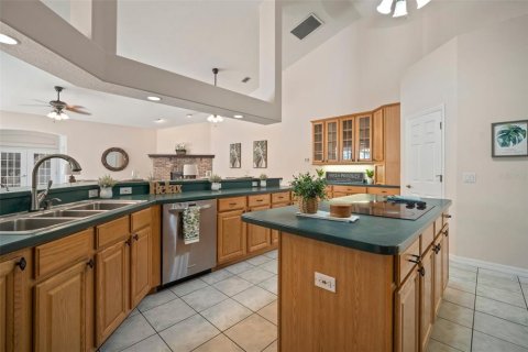 House in Bradenton, Florida 7 bedrooms, 487.74 sq.m. № 1642081 - photo 26