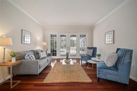 House in Bradenton, Florida 7 bedrooms, 487.74 sq.m. № 1642081 - photo 4