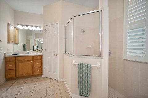 House in Bradenton, Florida 7 bedrooms, 487.74 sq.m. № 1642081 - photo 25