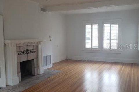 Villa ou maison à louer à Saint Petersburg, Floride: 5 chambres, 280.66 m2 № 1687939 - photo 7