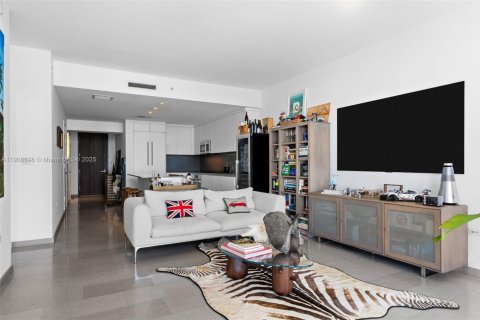 Купить кондоминиум в Майами, Флорида 1 спальня, 81.66м2, № 2061543 - фото 5