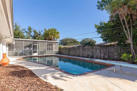 Villa ou maison à vendre à Belle Isle, Floride: 3 chambres, 200.58 m2 № 2431744 - photo 24