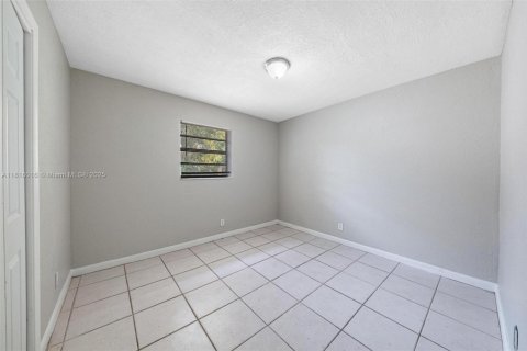 Villa ou maison à vendre à Margate, Floride: 4 chambres, 119.66 m2 № 1770617 - photo 13