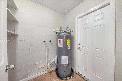 Villa ou maison à vendre à Margate, Floride: 4 chambres, 119.66 m2 № 1770617 - photo 24